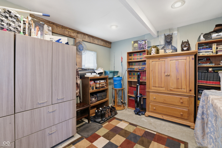 Listing Image 49