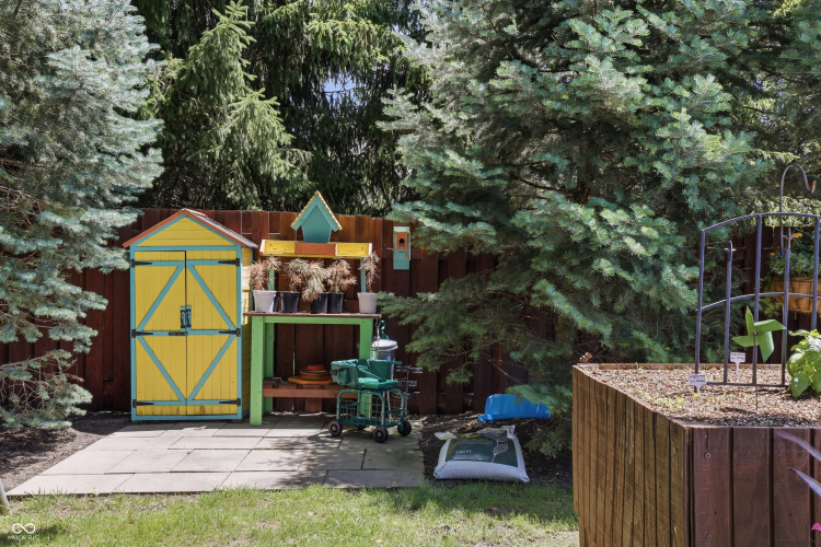 Listing Image 64