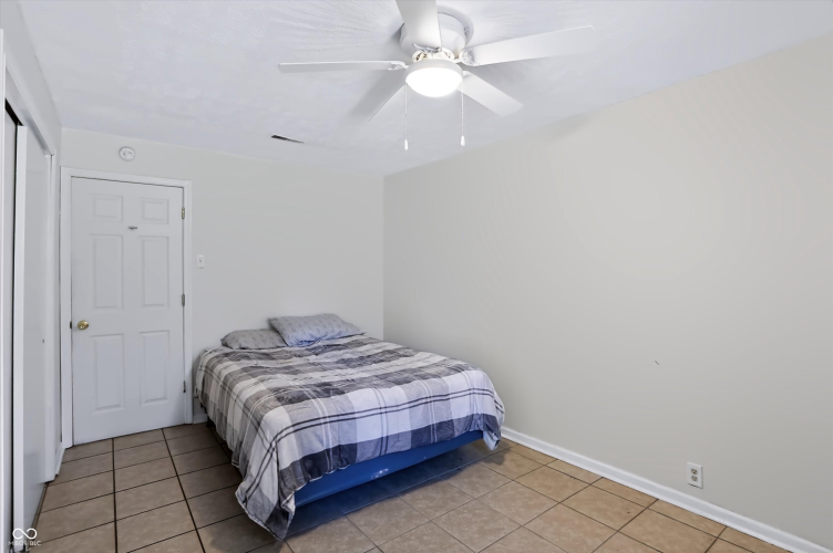 Listing Image 28