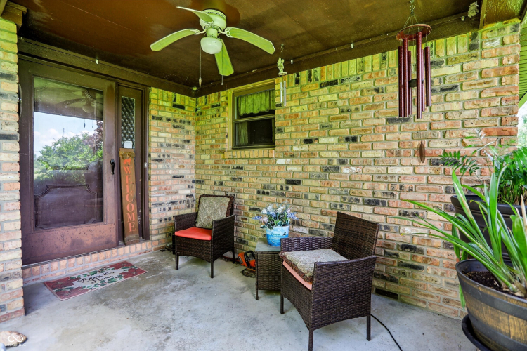 Listing Image 44