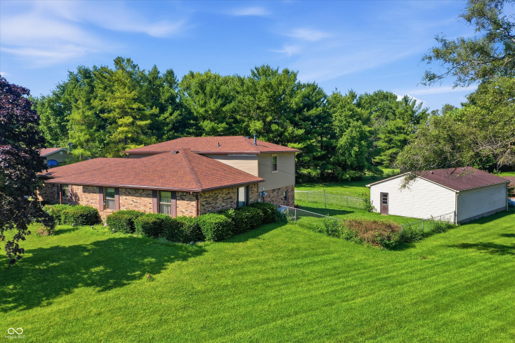 Listing Image 53