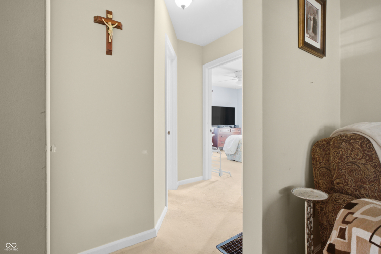 Listing Image 33
