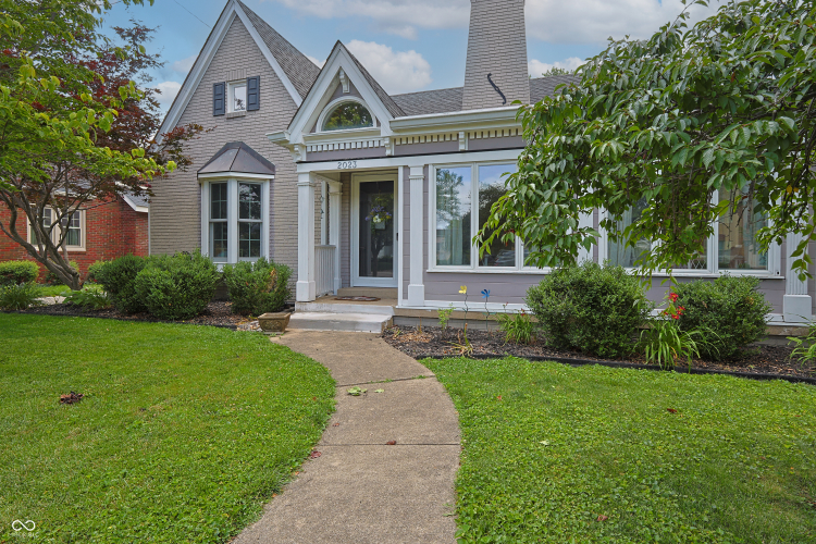 Listing Image 5