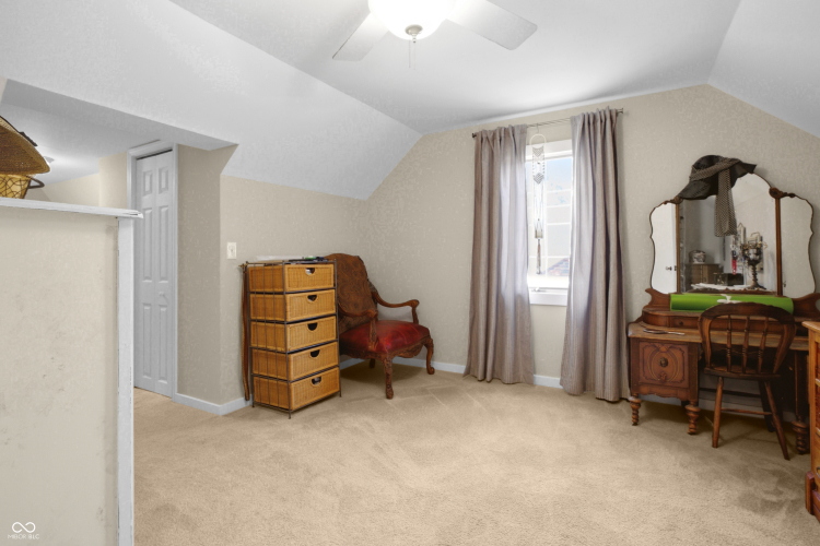 Listing Image 41