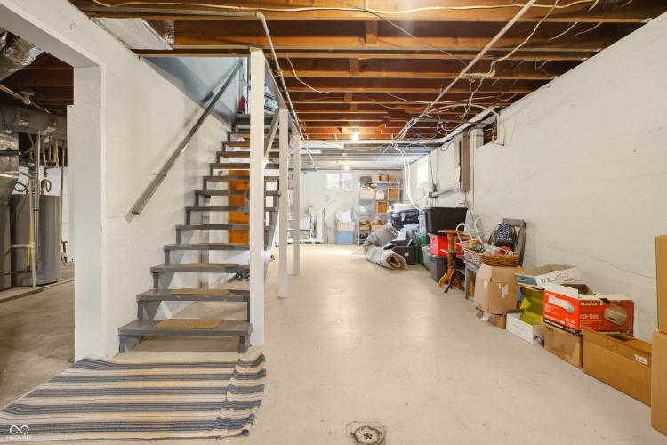 Listing Image 50