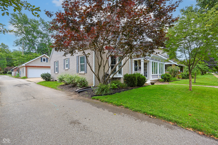 Listing Image 6