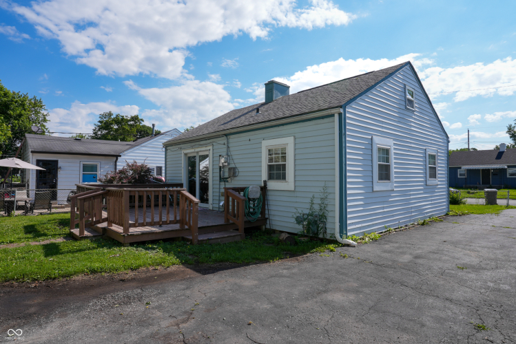 Listing Image 16