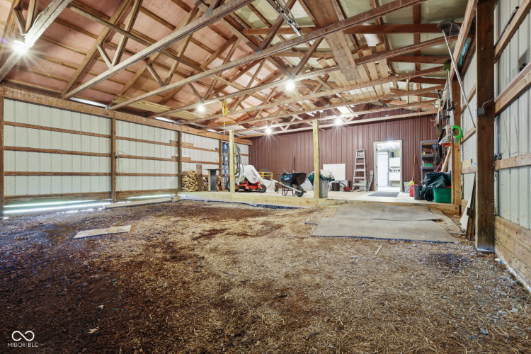Listing Image 42