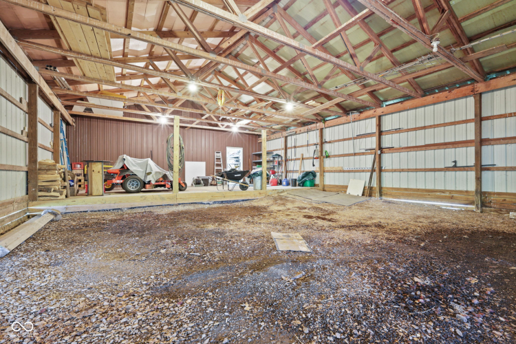 Listing Image 43