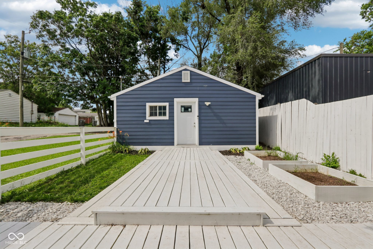 Listing Image 39
