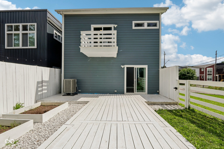 Listing Image 42