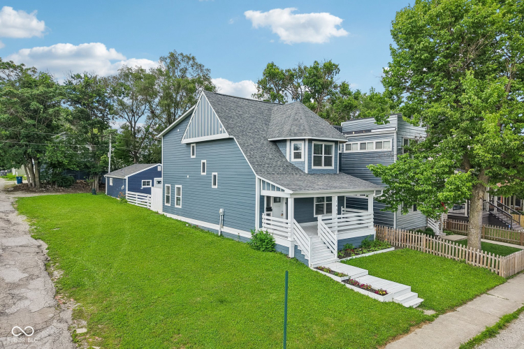 Listing Image 44