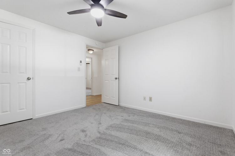 Listing Image 27