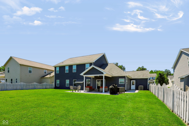Listing Image 75