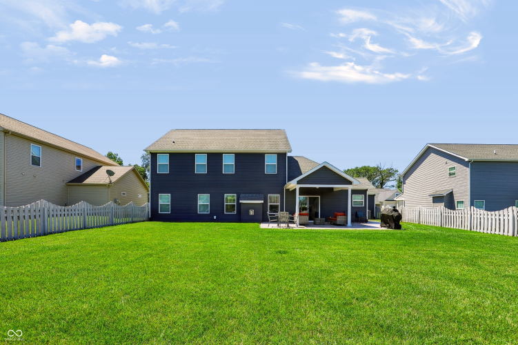Listing Image 76