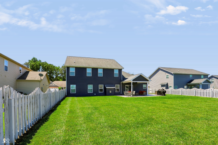 Listing Image 77