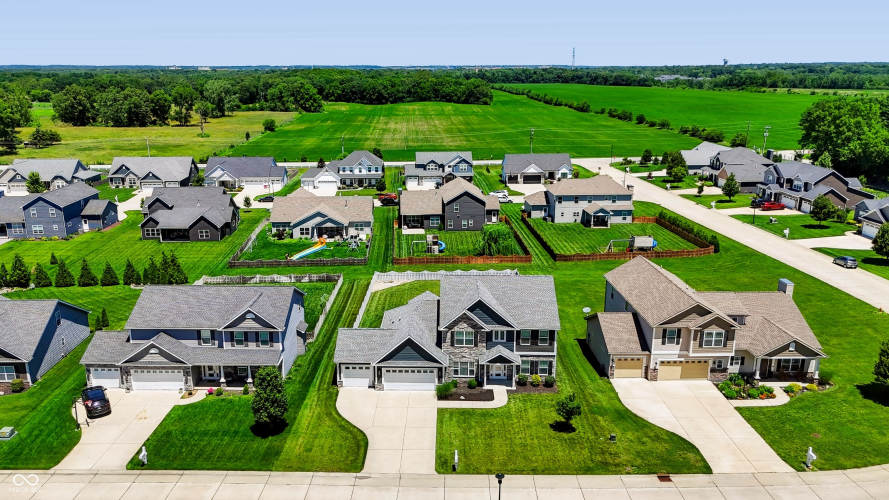 Listing Image 82