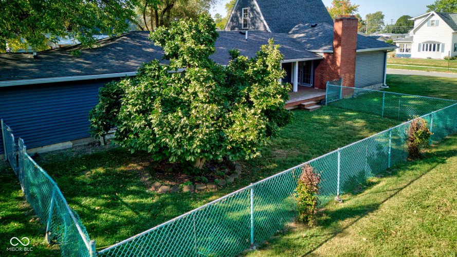 Listing Image 16