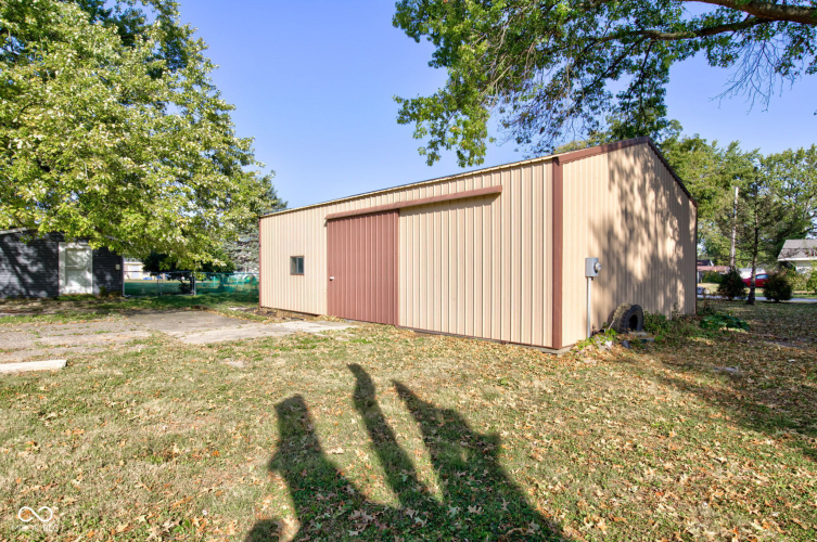 Listing Image 6