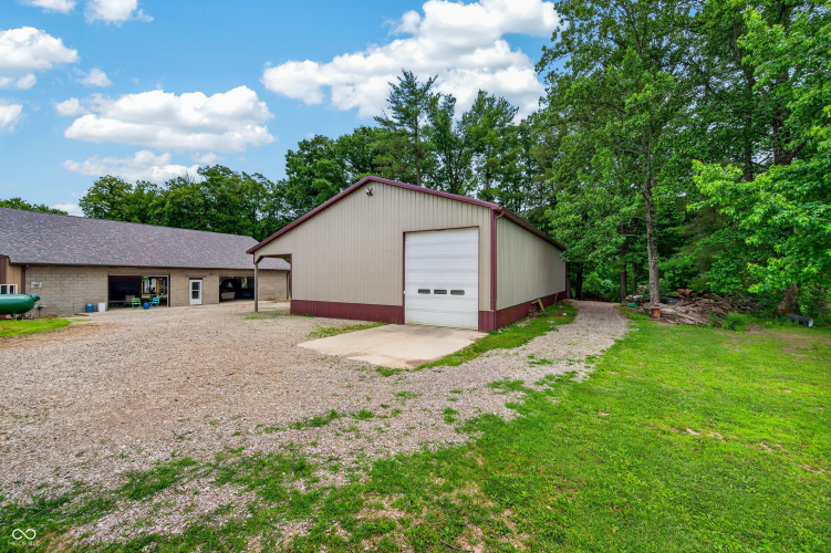 Listing Image 104