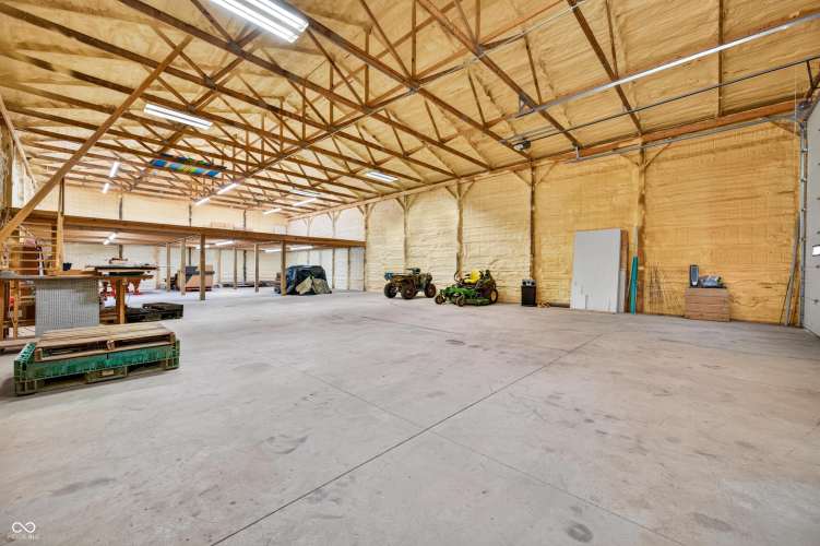 Listing Image 106