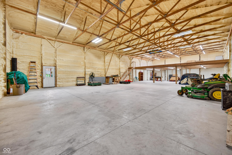 Listing Image 107