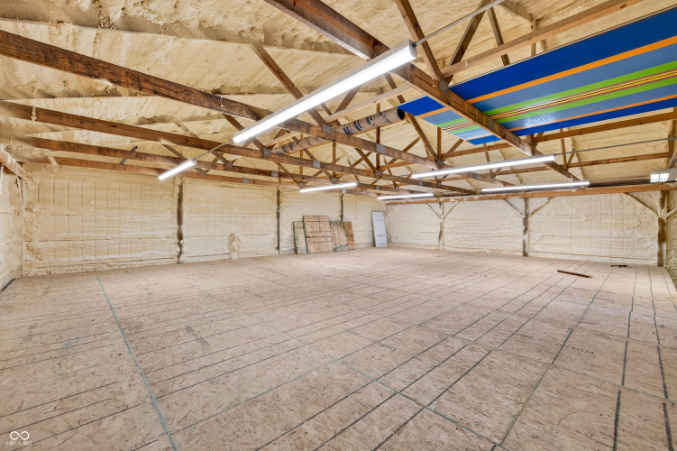 Listing Image 111