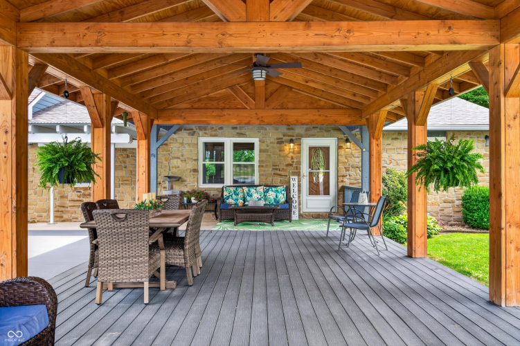 Listing Image 13