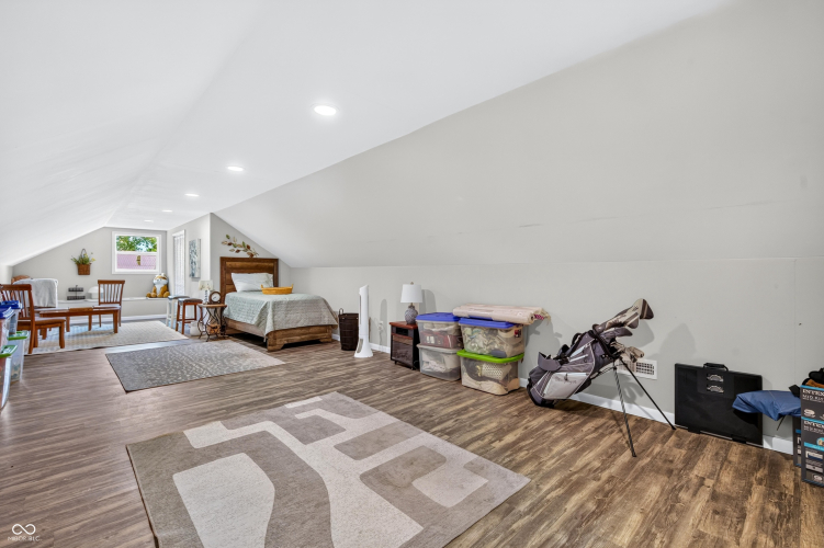 Listing Image 56