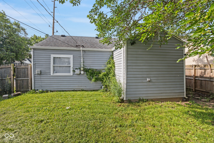 Listing Image 24