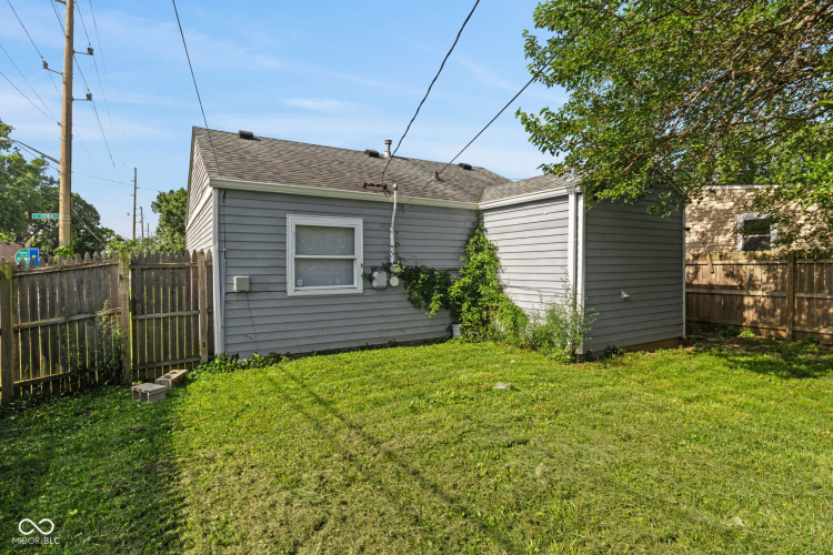 Listing Image 25
