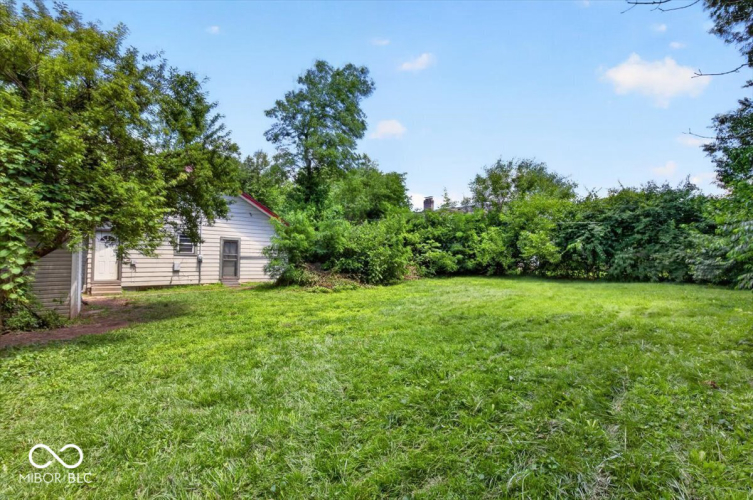Listing Image 26
