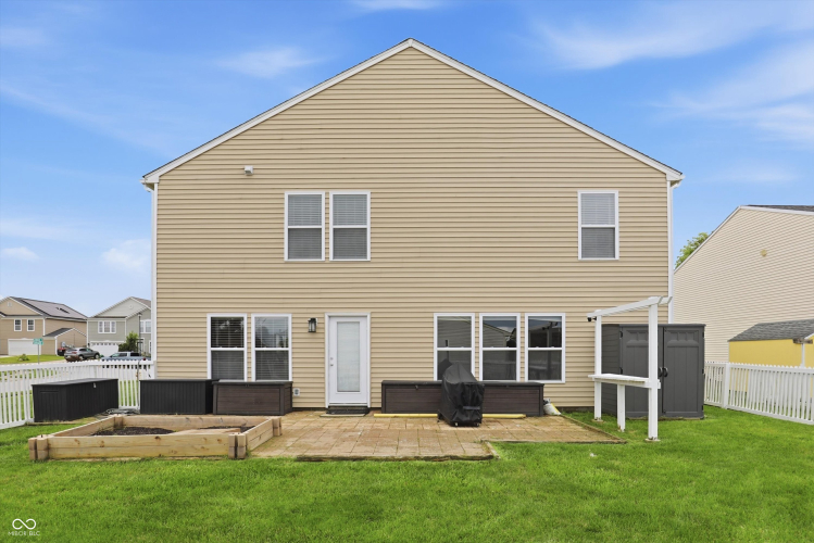 Listing Image 50