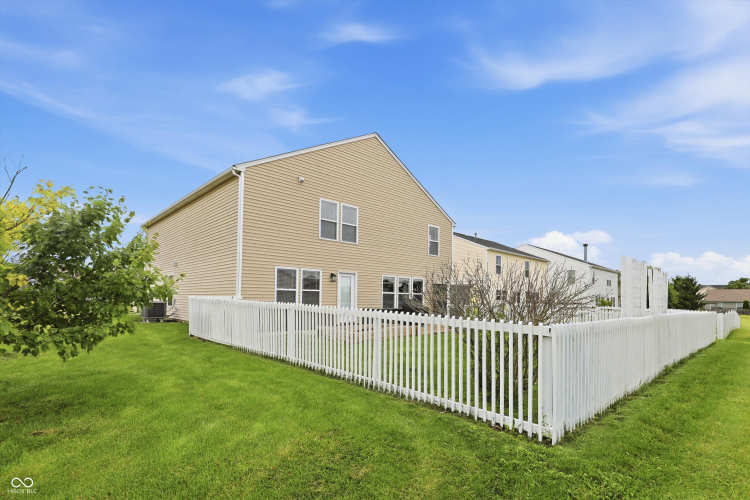 Listing Image 55