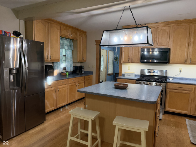 Listing Image 13