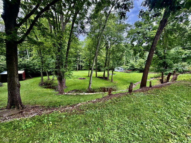 Listing Image 4