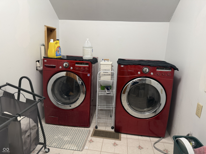 Listing Image 39