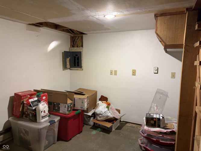 Listing Image 41