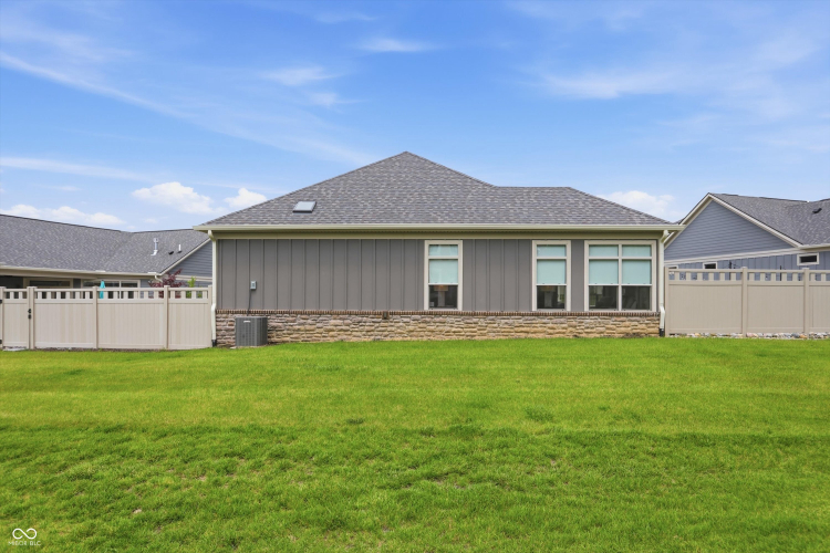 Listing Image 70