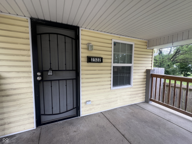 Listing Image 3