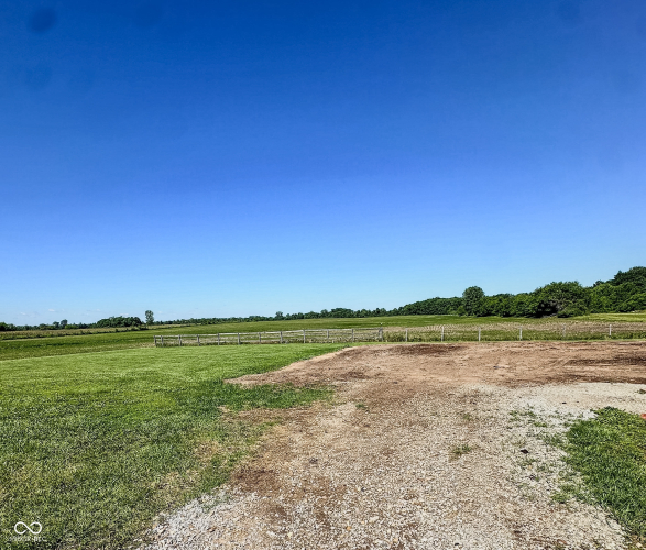 Listing Image 36
