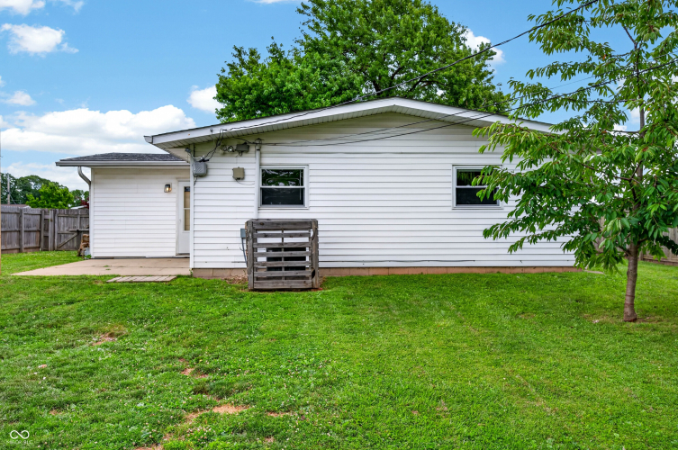 Listing Image 40