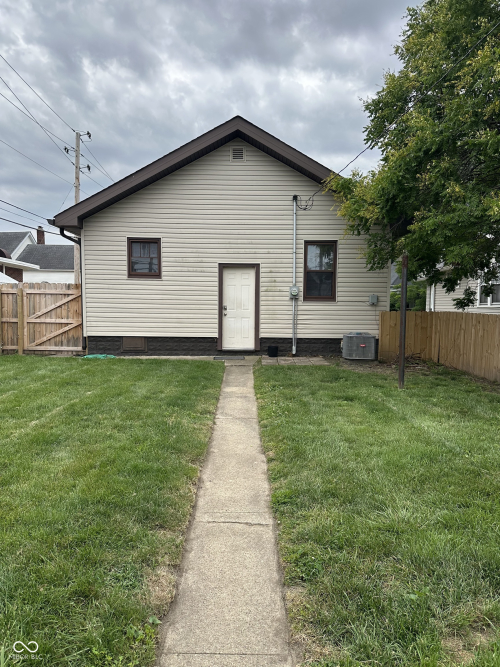 Listing Image 26