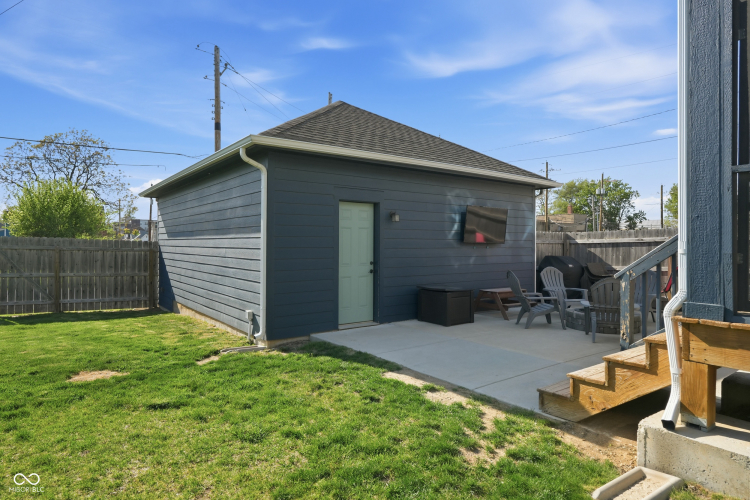 Listing Image 41