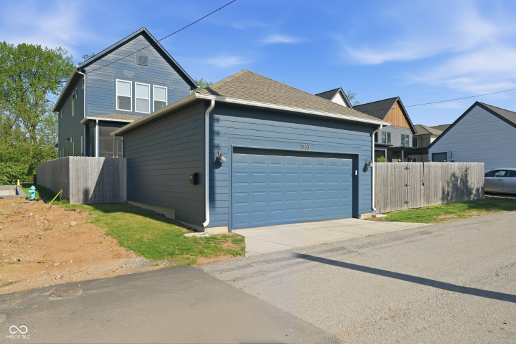 Listing Image 42