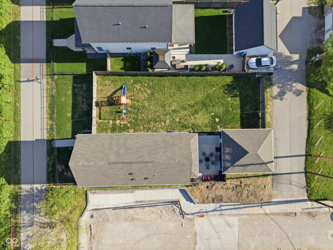 Listing Image 52