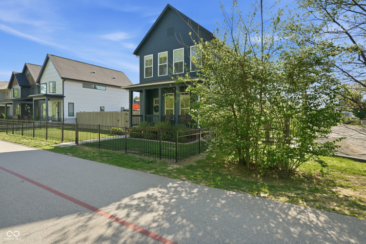 Listing Image 55
