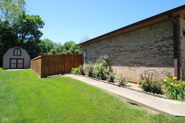 Listing Image 15