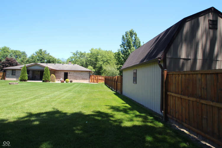 Listing Image 9