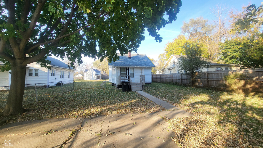 Listing Image 19